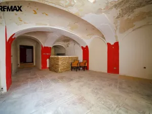 Prodej obchodního prostoru, Cheb, Cechovní, 158 m2