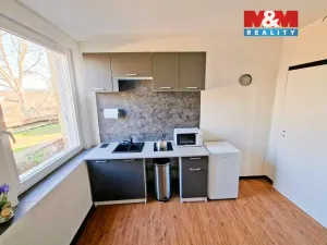 Pronájem výrobních prostor, Krupá, 101 m2