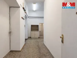 Pronájem obchodního prostoru, Karlovy Vary, Koptova, 57 m2
