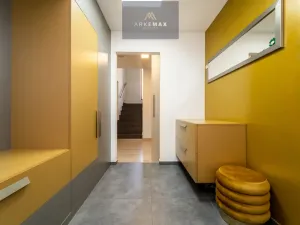 Pronájem rodinného domu, Žabeň, 410 m2