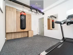 Pronájem rodinného domu, Žabeň, 410 m2