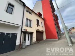 Pronájem bytu 2+1, Praha, Zenklova, 50 m2