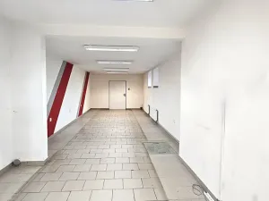 Pronájem obchodního prostoru, Letovice, Masarykovo náměstí, 20 m2