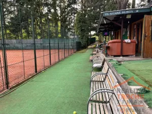 Prodej komerčního pozemku, Hradec Králové, nábřeží U Přívozu, 3021 m2