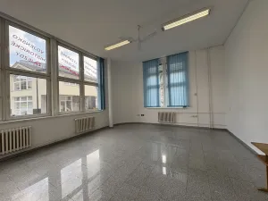 Pronájem kanceláře, Zábřeh, Valová, 34 m2