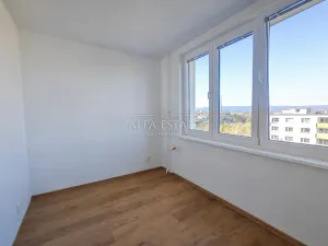 Prodej bytu 3+kk, Karlovy Vary - Drahovice, Východní, 61 m2