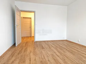 Prodej bytu 3+kk, Karlovy Vary - Drahovice, Východní, 61 m2