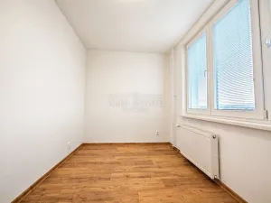 Prodej bytu 3+kk, Karlovy Vary - Drahovice, Východní, 61 m2