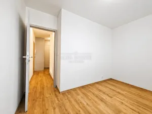 Prodej bytu 3+kk, Karlovy Vary - Drahovice, Východní, 61 m2