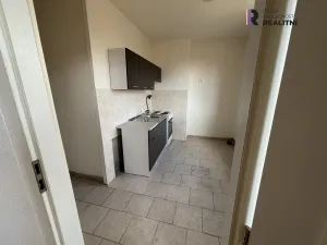 Pronájem bytu 2+1, Sokolov, U Divadla, 48 m2