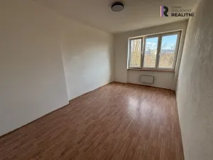 Pronájem bytu 2+1, Sokolov, U Divadla, 48 m2