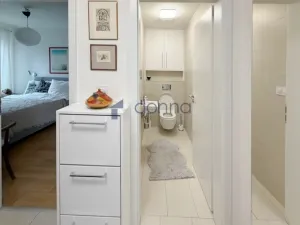 Pronájem bytu 2+kk, Praha, Kačírkova, 58 m2