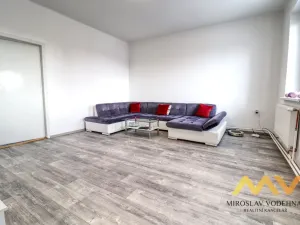 Pronájem bytu 2+1, Hradec Králové, Pospíšilova, 79 m2