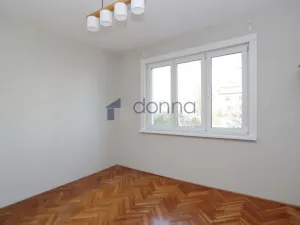 Pronájem bytu 3+1, Praha, Dubečská, 70 m2