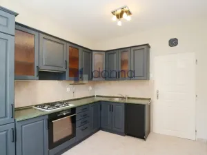 Pronájem bytu 3+1, Praha, Dubečská, 70 m2