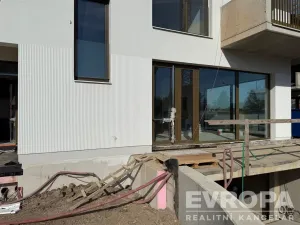 Pronájem obchodního prostoru, Praha, 55 m2