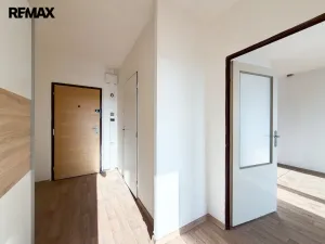 Pronájem bytu 2+kk, Komárov, Pionýrů, 43 m2