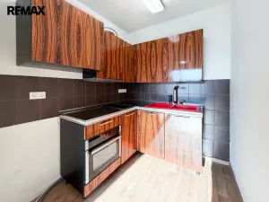 Pronájem bytu 2+kk, Komárov, Pionýrů, 43 m2