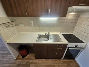 Pronájem bytu 2+kk, Praha, Píškova, 45 m2