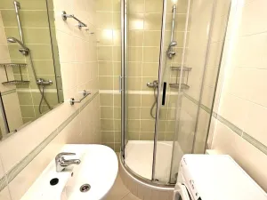 Pronájem bytu 2+kk, Praha, Píškova, 45 m2