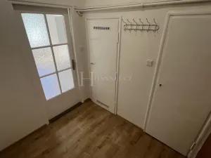 Pronájem bytu 1+kk, Praha - Vokovice, Africká, 31 m2