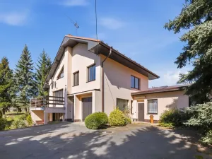 Prodej rodinného domu, 235 m2