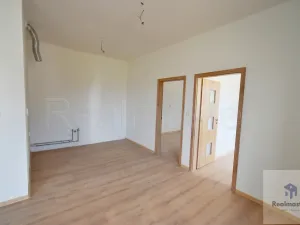 Pronájem bytu 3+1, Ústí nad Labem - Střekov, Národního odboje, 54 m2