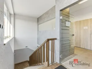 Prodej ordinace, Hradec Králové, 395 m2