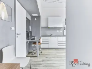 Prodej ordinace, Hradec Králové - Kukleny, Pražská třída, 395 m2