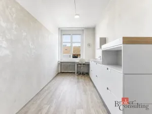 Prodej ordinace, Hradec Králové - Kukleny, Pražská třída, 395 m2
