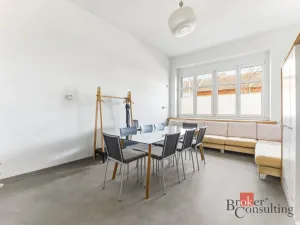 Prodej ordinace, Hradec Králové - Kukleny, Pražská třída, 395 m2