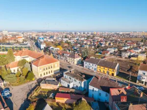 Prodej ordinace, Hradec Králové - Kukleny, Pražská třída, 395 m2