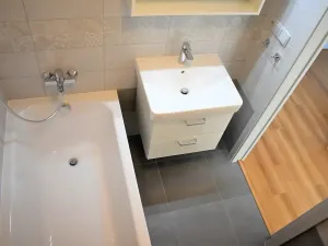 Pronájem bytu 3+kk, Praha - Hostivař, Kozmíkova, 67 m2