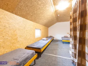 Prodej obchodního prostoru, Jedlí, 86 m2