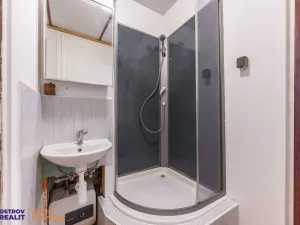 Prodej obchodního prostoru, Jedlí, 86 m2