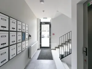 Prodej bytu 2+kk, Praha - Vysočany, V Předním Hloubětíně, 62 m2