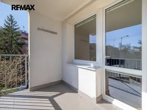 Pronájem bytu 4+kk, Praha - Libeň, Na hájku, 75 m2