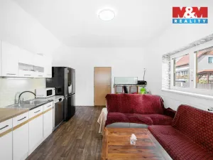 Prodej rodinného domu, Kladruby, Kostelní, 110 m2