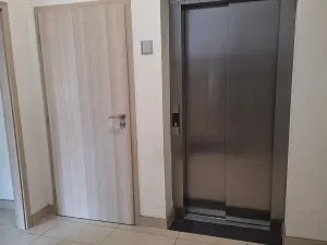 Pronájem ordinace, Brno, Jana Babáka, 16 m2