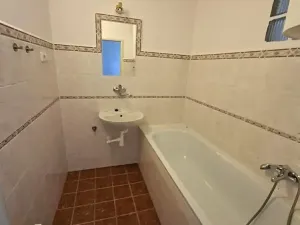 Pronájem bytu 2+1, Praha - Hloubětín, Chvalská, 57 m2