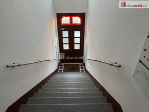 Pronájem bytu 2+1, Praha - Smíchov, U Nikolajky, 68 m2