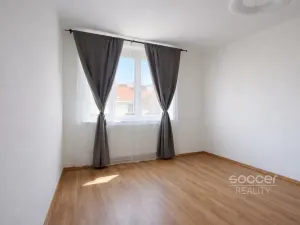 Pronájem bytu 3+1, Praha - Smíchov, Holečkova, 84 m2