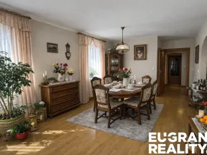 Prodej rodinného domu, Nový Bor - Janov, 219 m2