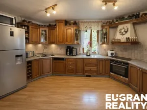 Prodej rodinného domu, Nový Bor - Janov, 219 m2