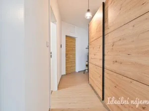 Pronájem bytu 1+kk, Brno, Faměrovo náměstí, 49 m2