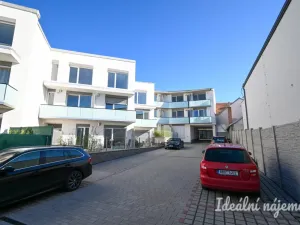 Pronájem bytu 1+kk, Brno, Faměrovo náměstí, 49 m2