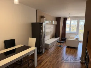 Pronájem bytu 2+kk, Liberec - Liberec VI-Rochlice, Nádvorní, 56 m2