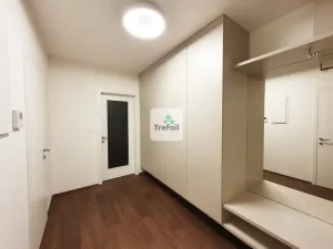 Pronájem bytu 1+kk, Praha - Košíře, Česká, 43 m2