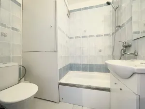 Pronájem bytu 2+kk, Liberec, Sněhurčina, 42 m2