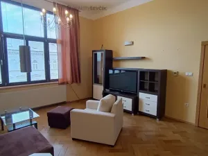 Pronájem bytu 2+kk, České Budějovice - České Budějovice 6, Žižkova tř., 62 m2
